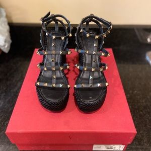 Valentino Rockstud wedges. Size 37